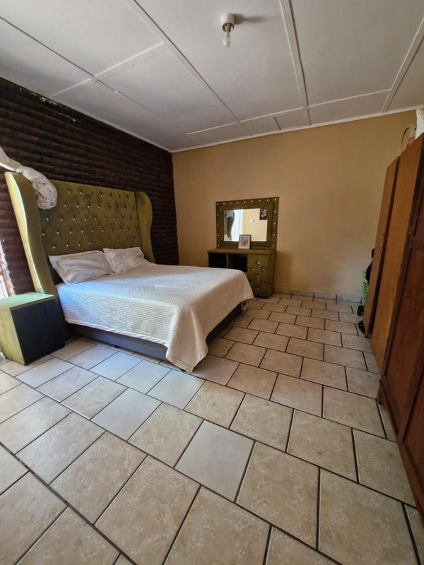 6 Bedroom Property for Sale in Vryburg North West